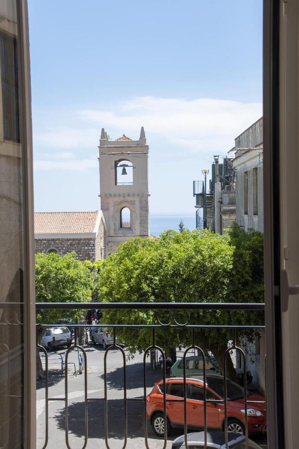 Castalia Apartments&Rooms Duomo Taormina Exterior foto