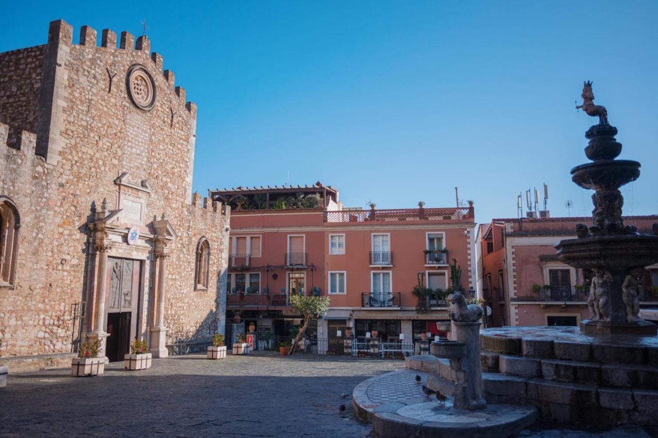 Castalia Apartments&Rooms Duomo Taormina Exterior foto